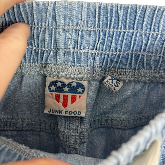 Junk Food Mickey Mouse Light Denim Shorts Women's XS - Picture 6 of 6